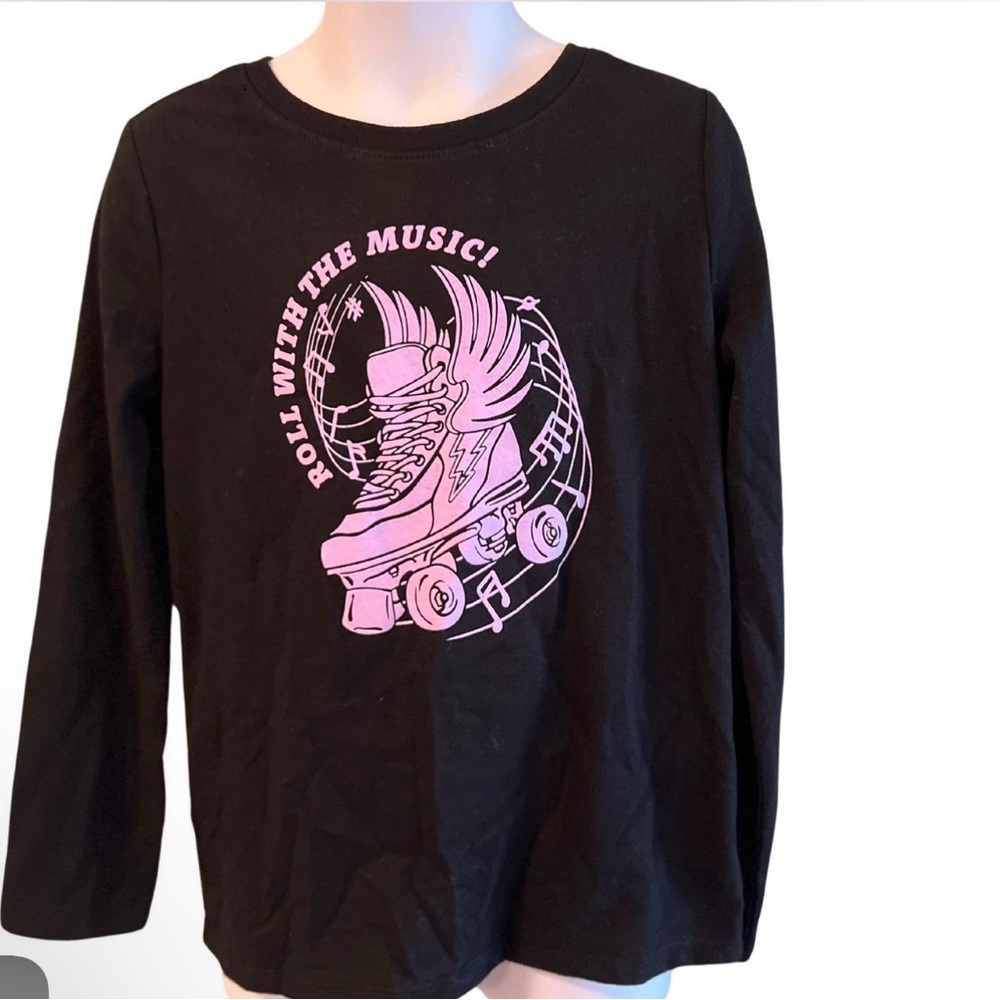 NWT Cat & Jack Girls' Long Sleeve 'Roller Skate' Graphic T-Shirt - Black
